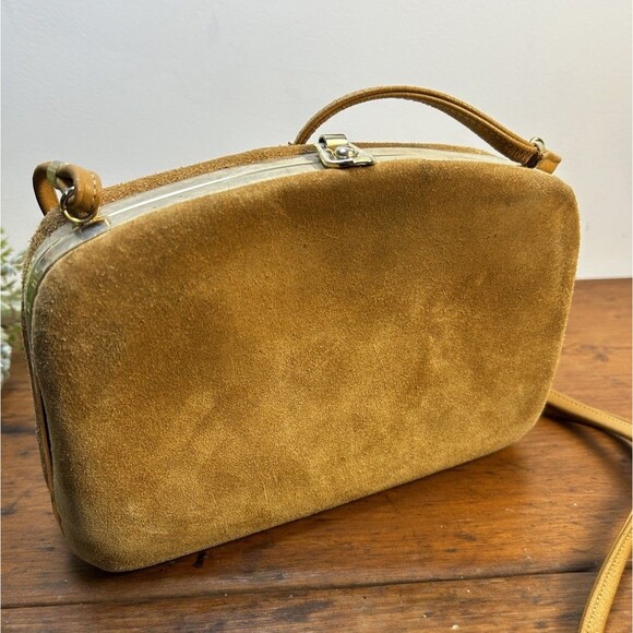 Vintage Tan Suede Handbag Purse Hard Sided Clasp Close Made In Italy READ - Picture 2 of 14